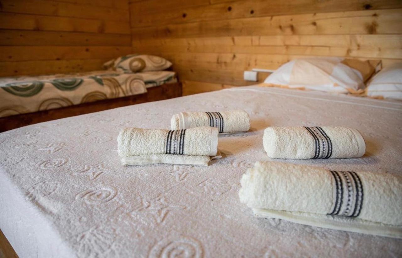 Burzan Bungalovi Podgoriçe Dış mekan fotoğraf
