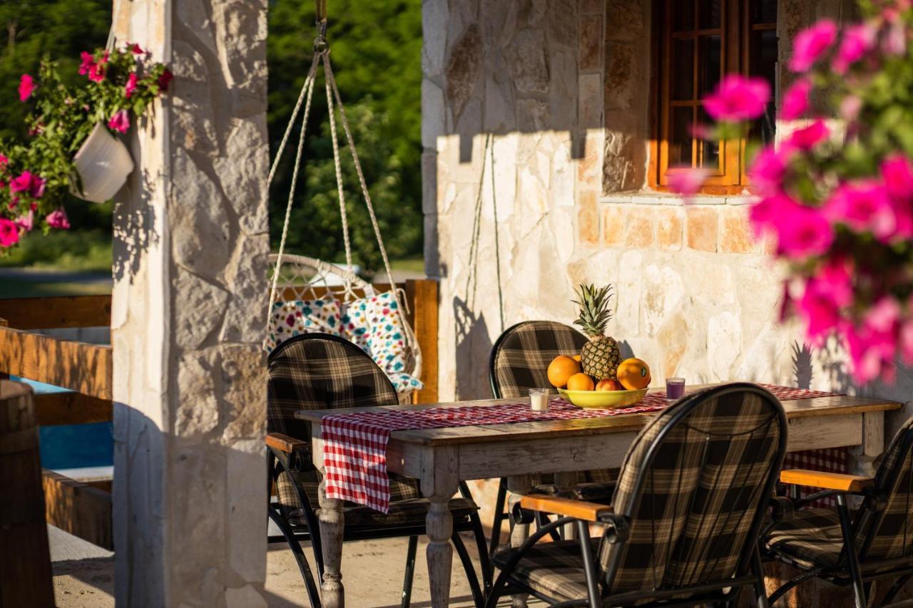 Burzan Bungalovi Podgoriçe Dış mekan fotoğraf
